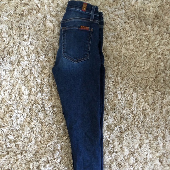 7 The Ankle Skinny Jeans - Picture 2 of 5